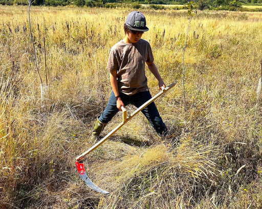 Youth and Shorter Folks’ Scythe - Northwest Meadowscapes